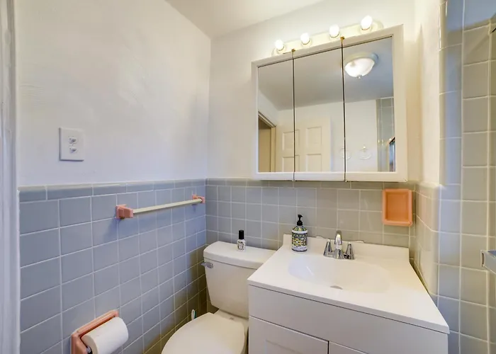 4 Mi To Downtown Pittsburgh: Family W/ Patio *