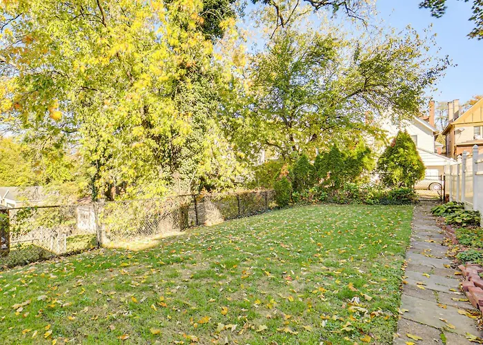 Holiday home 4 Mi To Downtown Pittsburgh: Family W/ Patio